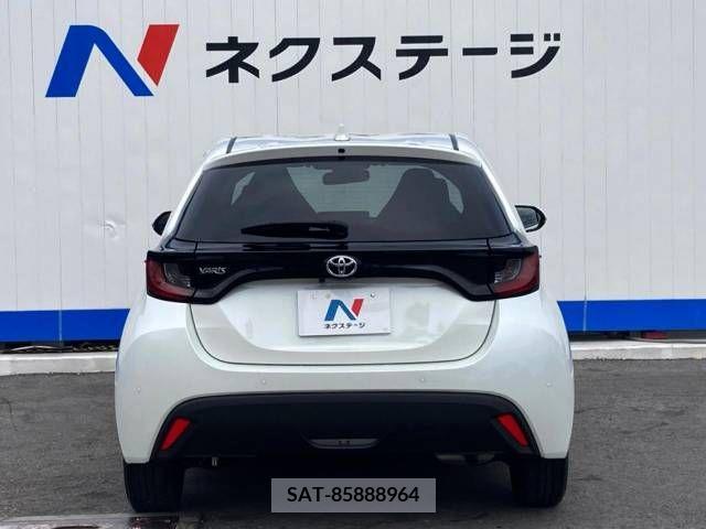 Toyota YARIS 2022-03 308767-15