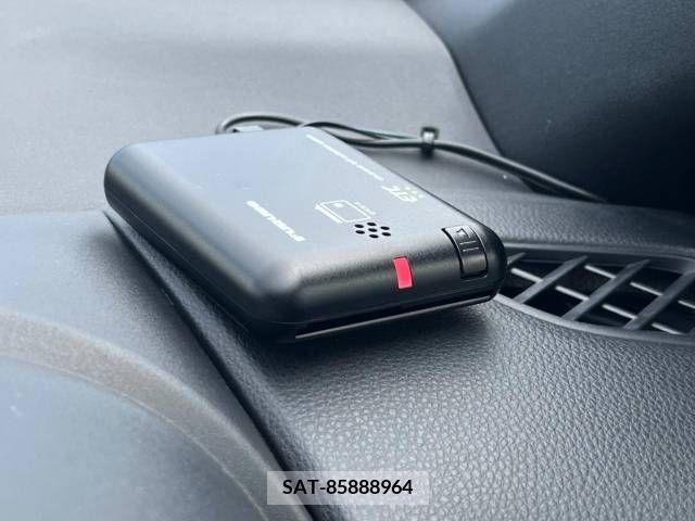 Toyota YARIS 2022-03 308767-6