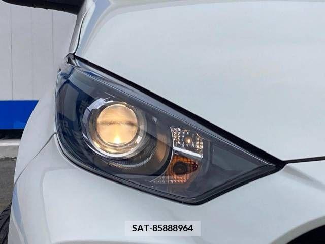 Toyota YARIS 2022-03 308767-12