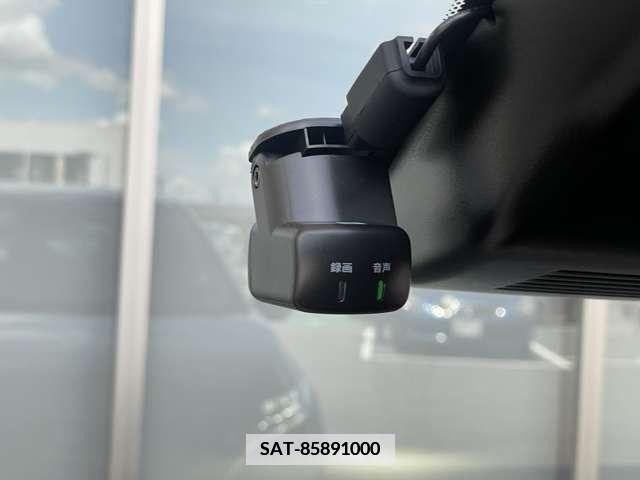 Nissan AURA 2023-01 354983-6