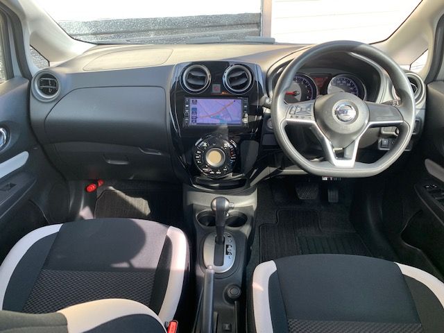 Nissan NOTE 2017-12 193577-1
