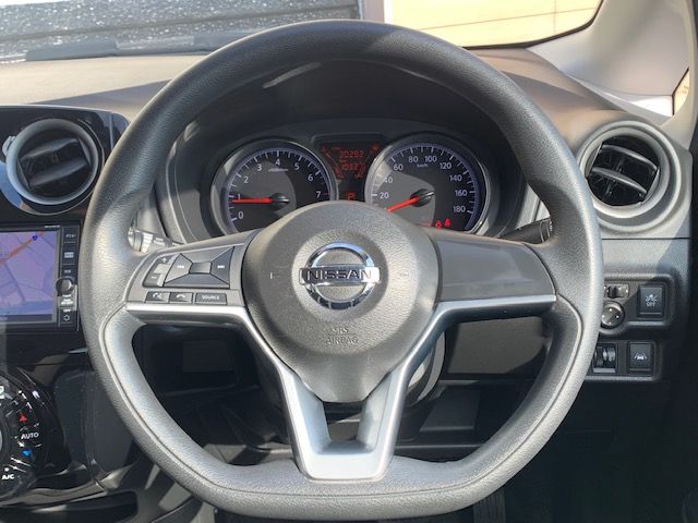 Nissan NOTE 2017-12 193577-13