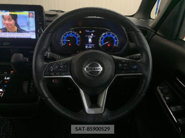 Nissan ROOX 2022-04 393766-13