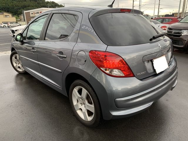 Peugeot 207 2010-12 5248-1