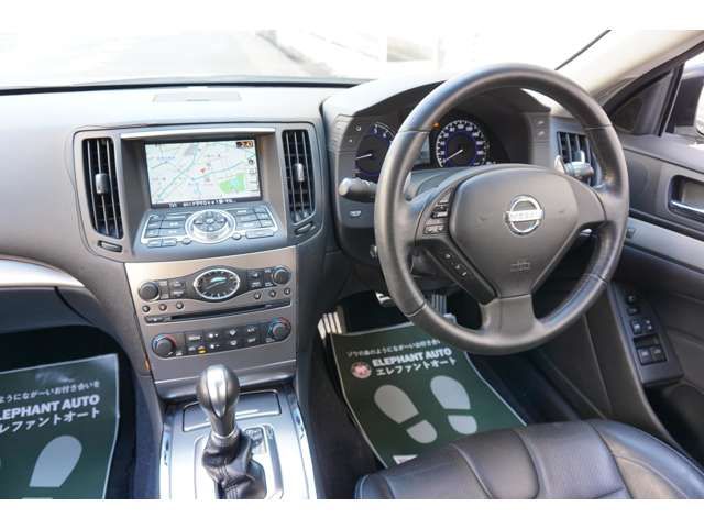 Nissan SKYLINE COUPE 2010-05 2181-2