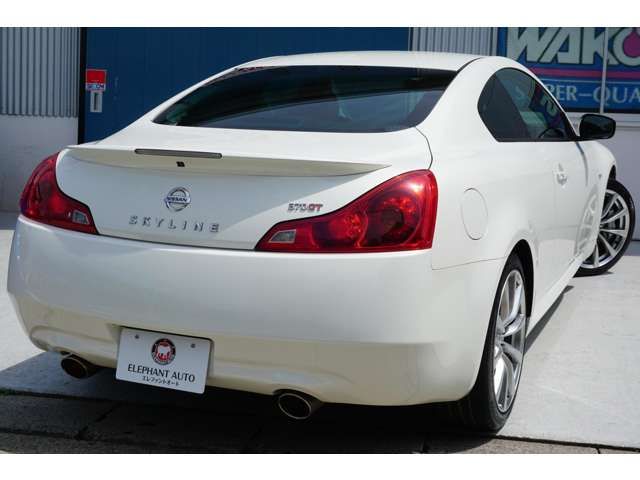 Nissan SKYLINE COUPE 2010-05 2181-7