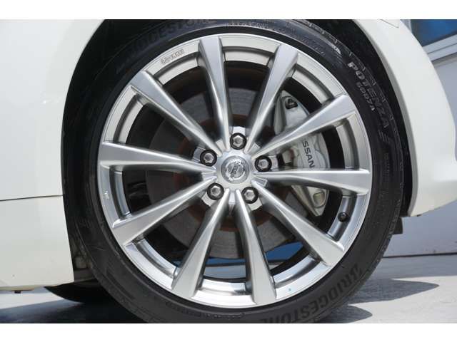 Nissan SKYLINE COUPE 2010-05 2181-19