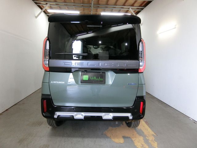 Mitsubishi DELICA MINI 2023-09 21446-6