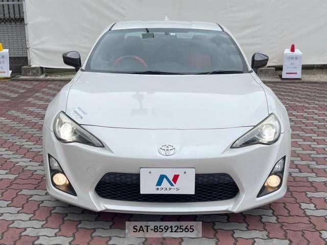 Toyota 86 2012-08 258594-14