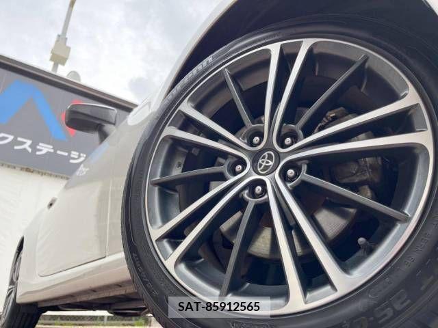 Toyota 86 2012-08 258594-13