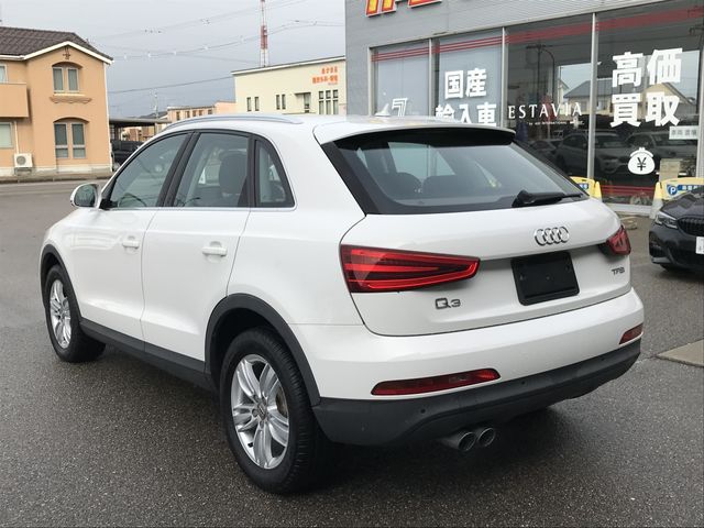 Audi Q3 2015-03 29272-2
