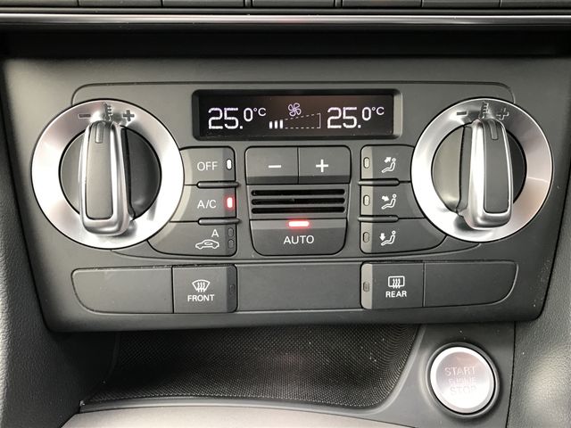 Audi Q3 2015-03 29272-22