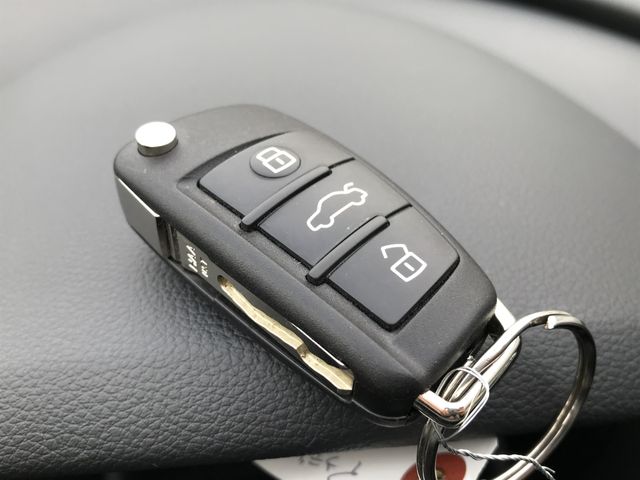 Audi Q3 2015-03 29272-26