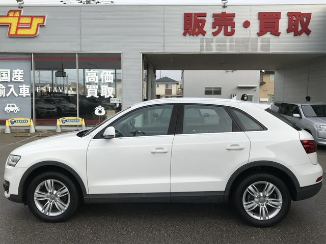 Audi Q3 2015-03 29272-8