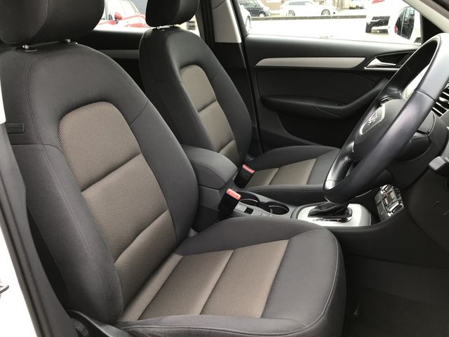 Audi Q3 2015-03 29272-10