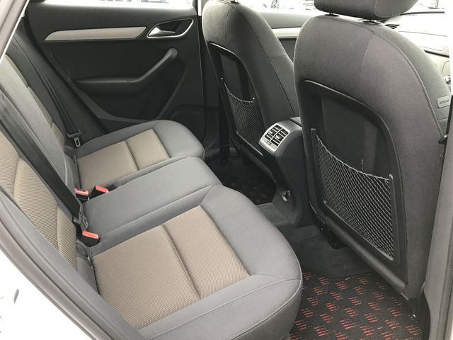 Audi Q3 2015-03 29272-14