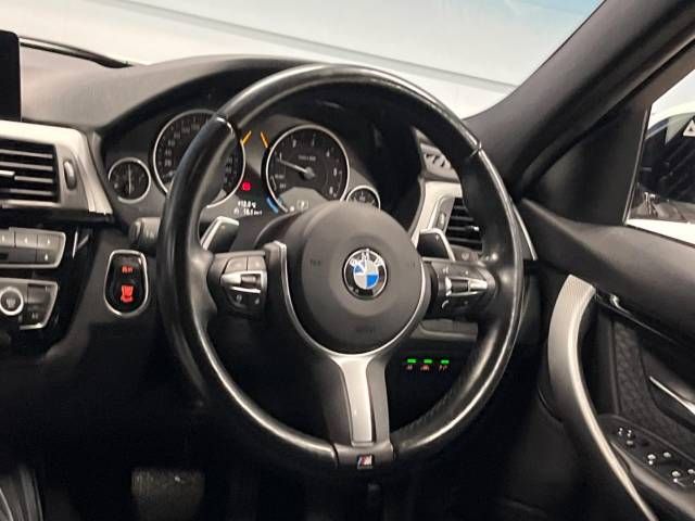 Bmw 3 SERIES 2016-09 187469-11