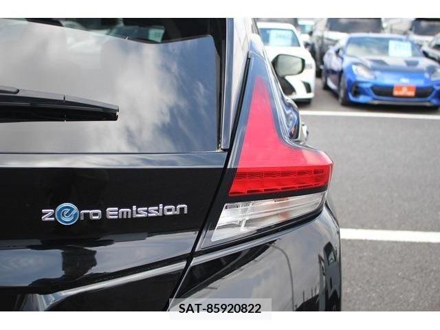 Nissan LEAF 2017-10 274726-7