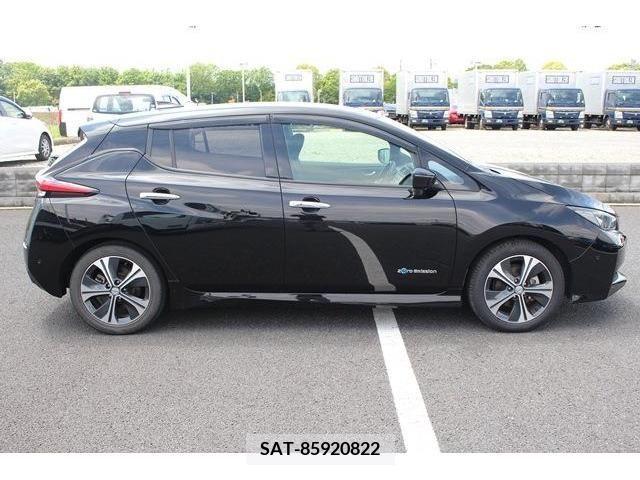 Nissan LEAF 2017-10 274726-4