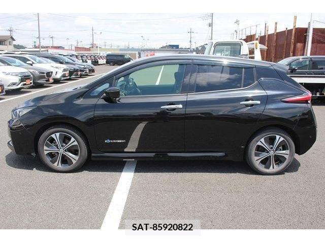 Nissan LEAF 2017-10 274726-2