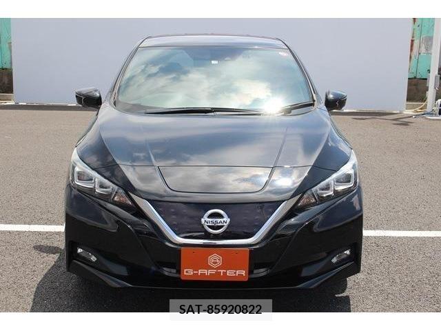 Nissan LEAF 2017-10 274726-1