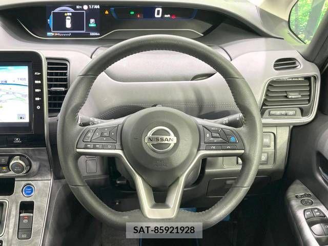Nissan SERENA 2021-03 349684-11