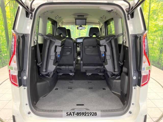 Nissan SERENA 2021-03 349684-10