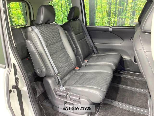 Nissan SERENA 2021-03 349684-9