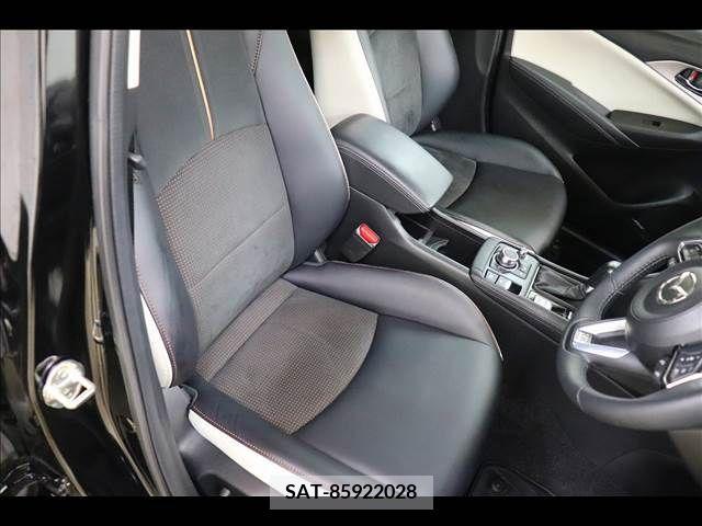 Mazda CX-3 2022-08 343739-10