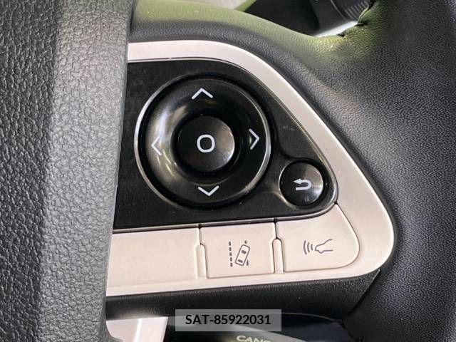Toyota PRIUS 2016-06 217991-4