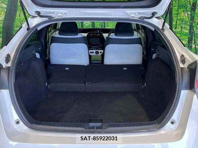 Toyota PRIUS 2016-06 217991-9