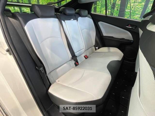 Toyota PRIUS 2016-06 217991-8