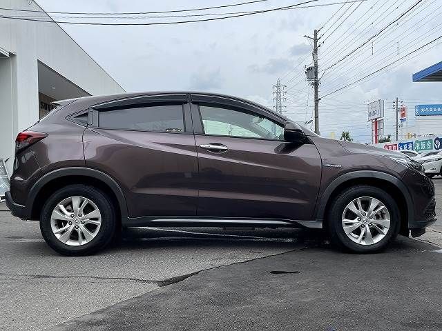 Honda VEZEL 2018-01 181077-16
