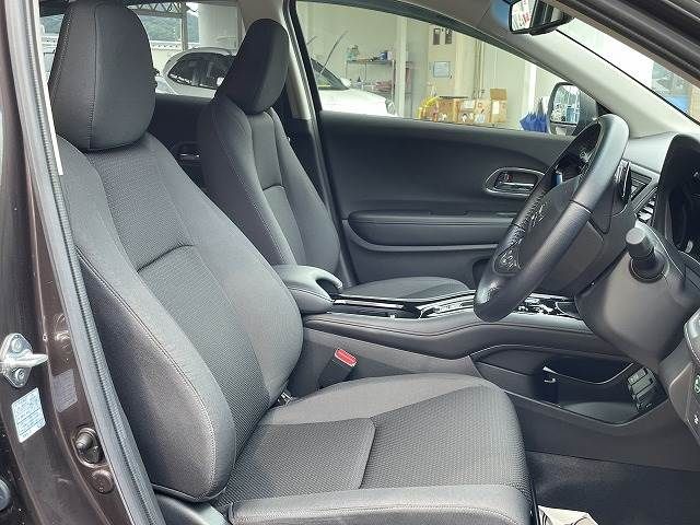 Honda VEZEL 2018-01 181077-7