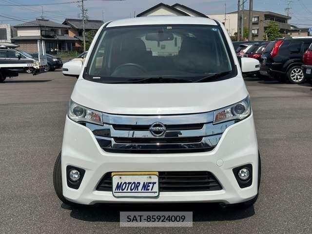 Nissan DAYZ 2013-12 266679-11