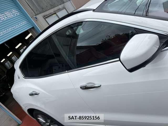 Maserati LEVANTE 2019-07 326458-8