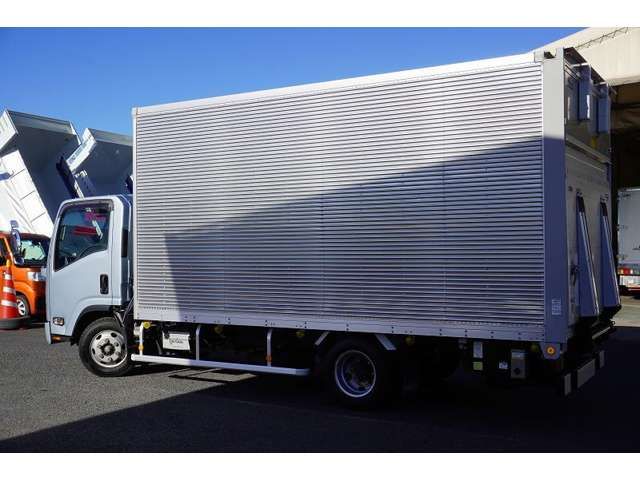 Isuzu ELF TRUCK 2019-06 28898-6