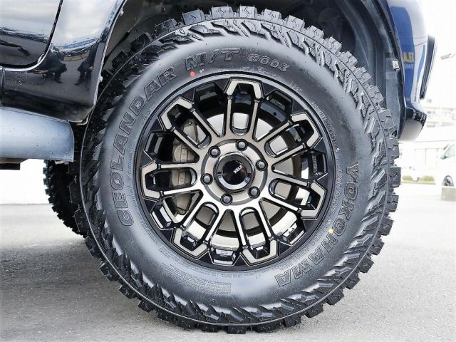 Toyota HILUX 2018-01 29283-8