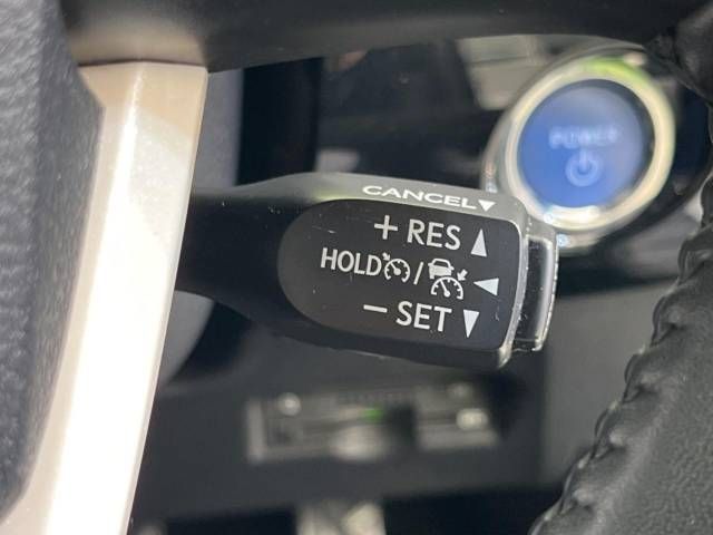 Toyota PRIUS 2016-07 11697-5