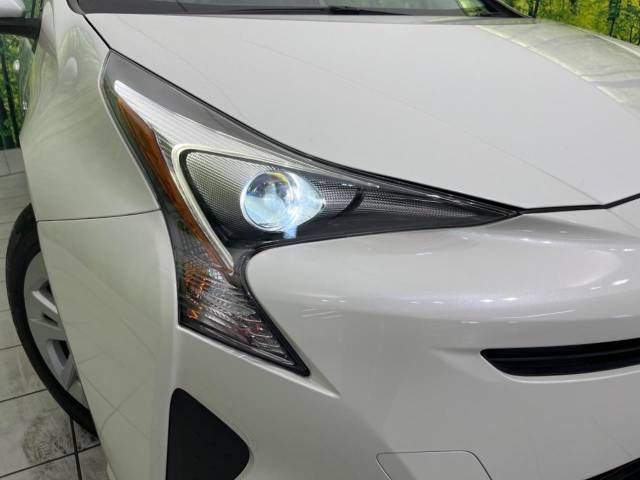 Toyota PRIUS 2016-07 11697-12