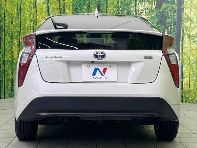 Toyota PRIUS 2016-07 11697-15