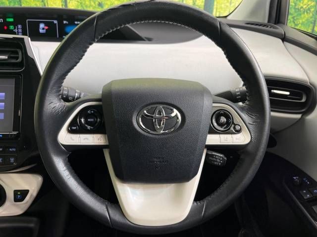 Toyota PRIUS 2016-07 11697-11