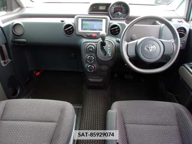 Toyota SPADE 2014-02 381766-2