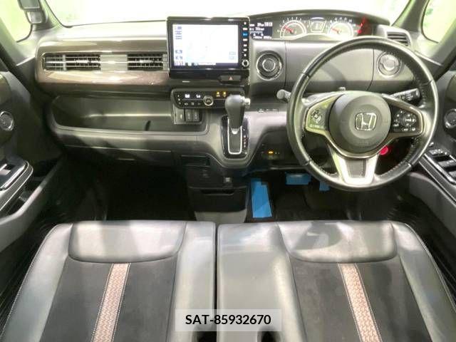 Honda N BOX 2019-09 307216-1