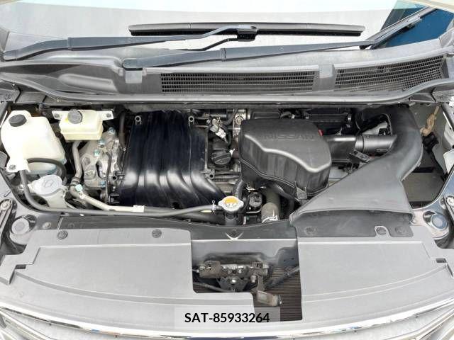 Nissan SERENA 2016-05 324920-18