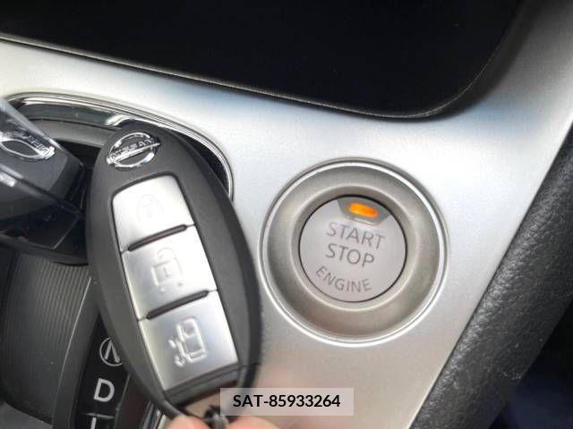 Nissan SERENA 2016-05 324920-5