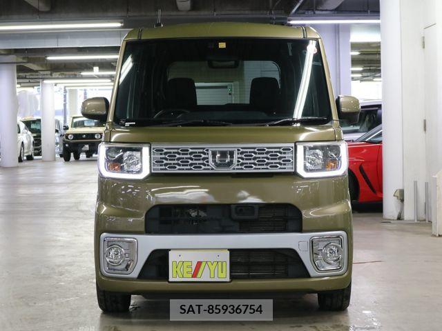 Daihatsu WAKE 2016-01 213931-4