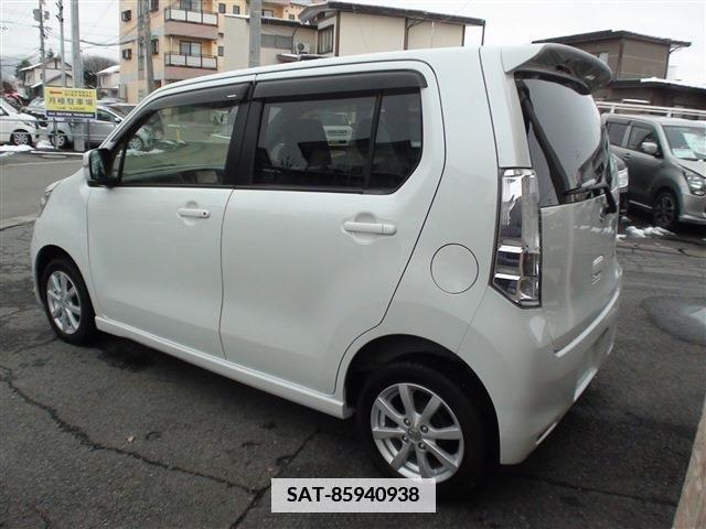 Suzuki WAGON R 2014-01 351460-7
