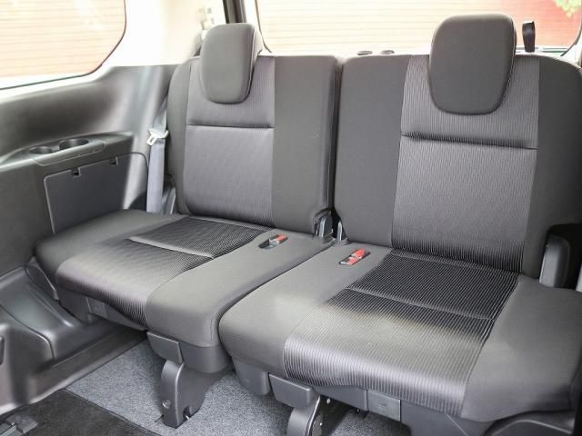 Nissan SERENA 2019-03 28530-29