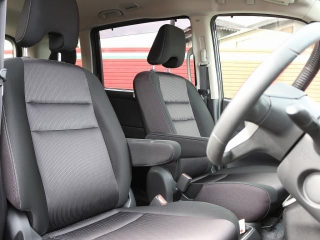 Nissan SERENA 2019-03 28530-8
